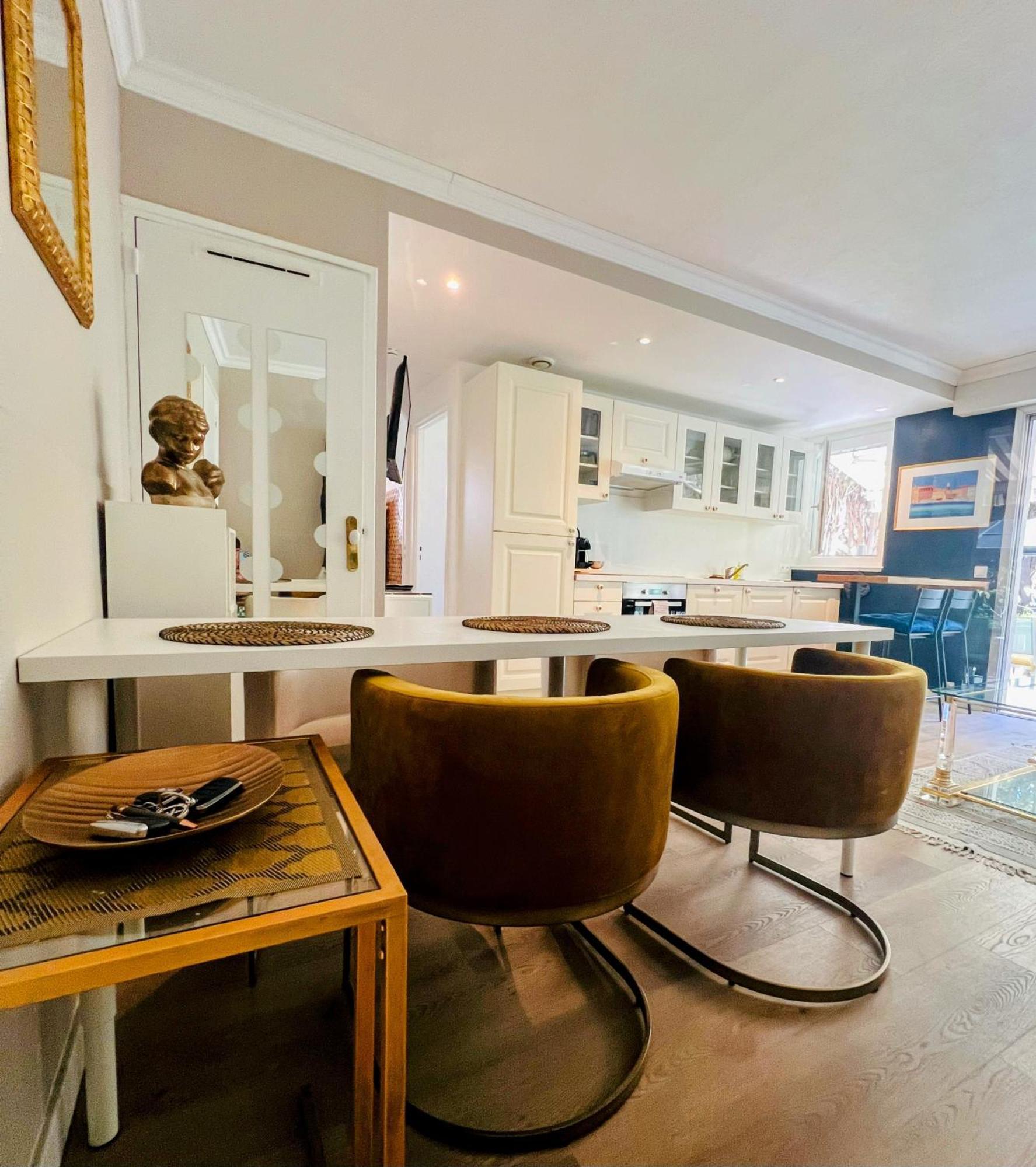 Superbe Appartement Avec Terrasse Jardin Et Parking Prive 圣特罗佩 外观 照片