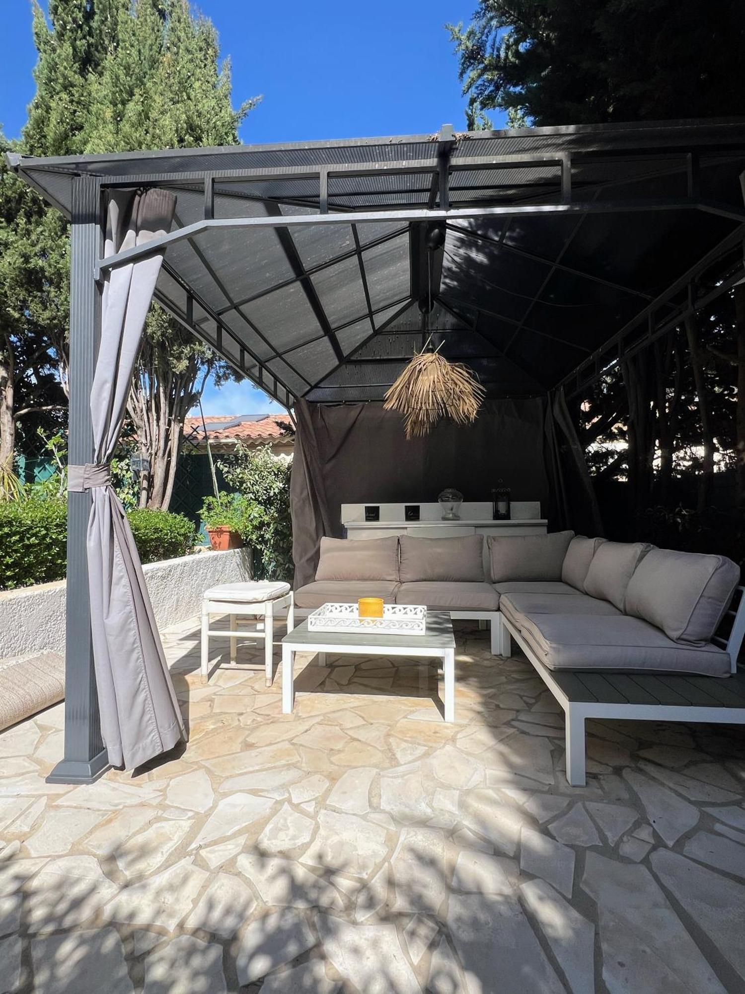 Superbe Appartement Avec Terrasse Jardin Et Parking Prive 圣特罗佩 外观 照片