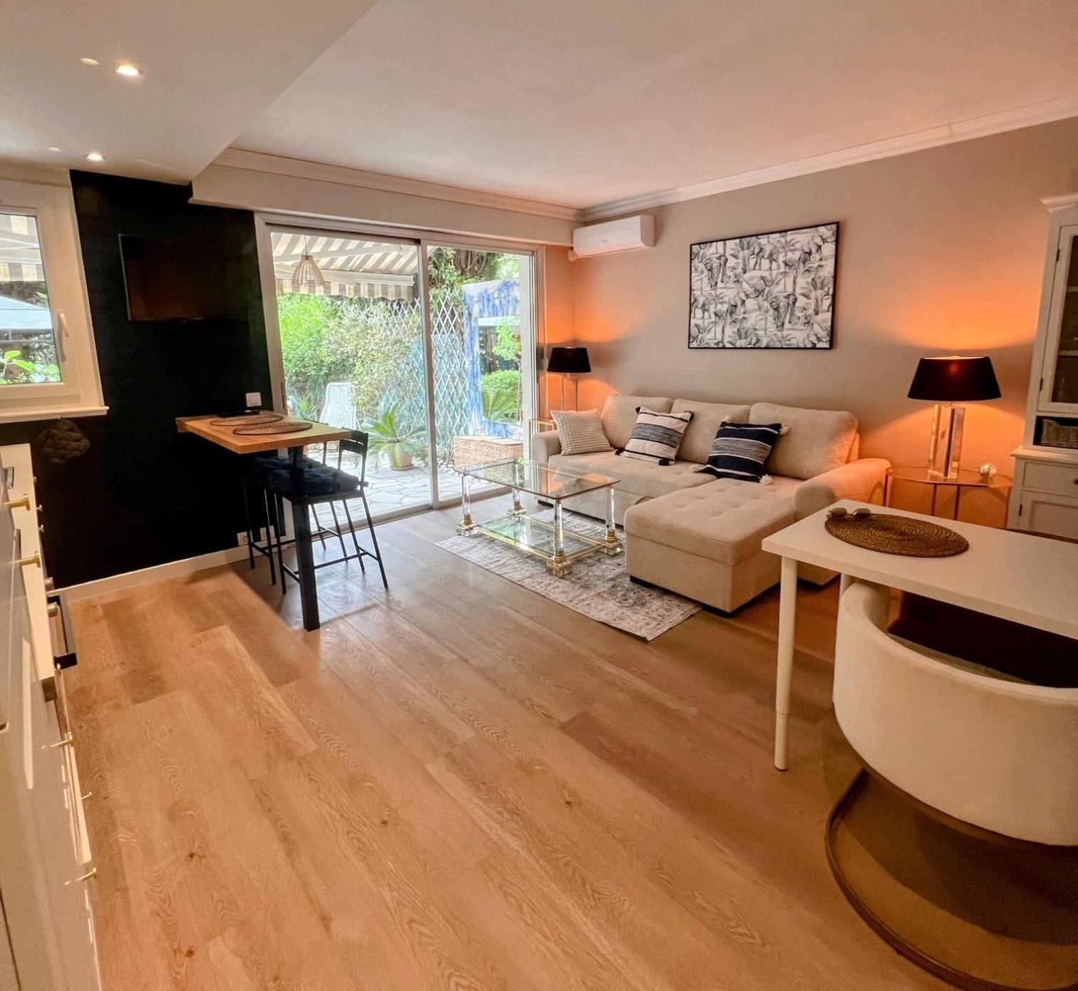 Superbe Appartement Avec Terrasse Jardin Et Parking Prive 圣特罗佩 外观 照片